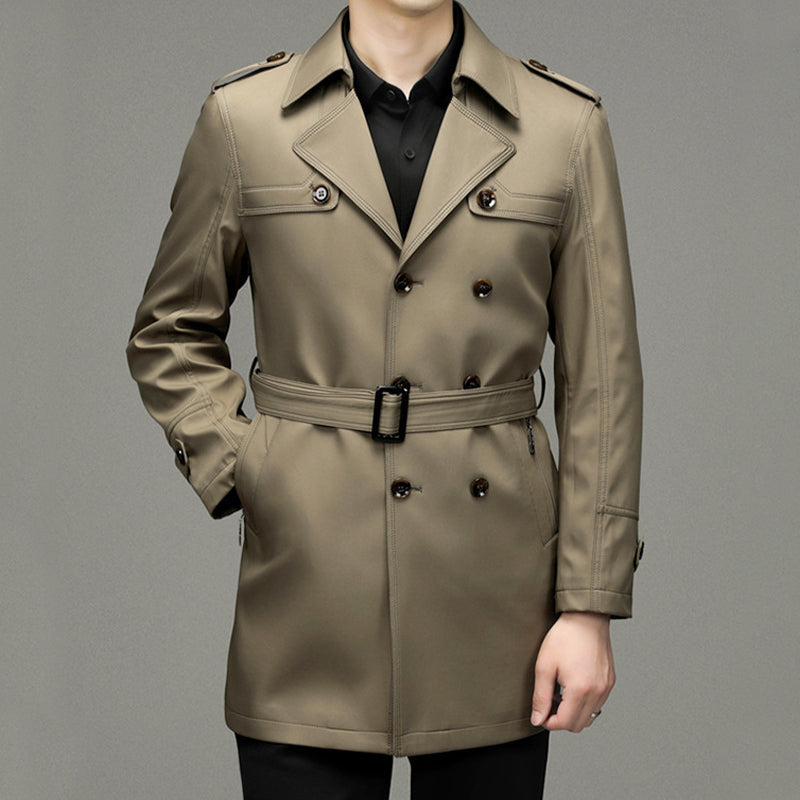 Herren-Kurzmantel im Trenchcoat-Stil mit zweireihiger Knopfleiste