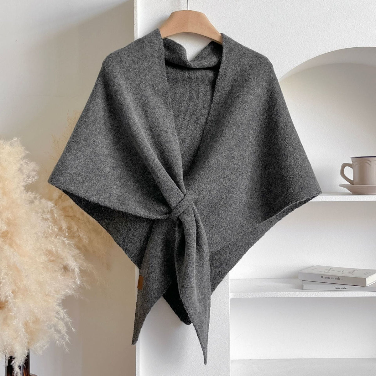 Einfarbiger Strickschal aus Acryl, Polyester und Wolle