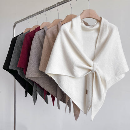 Einfarbiger Strickschal aus Acryl, Polyester und Wolle