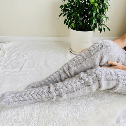Damen-Overknee-Strümpfe mit Zopfmuster