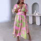 Elegantní barevné blokování šatů s výstřihem do V v pase👗