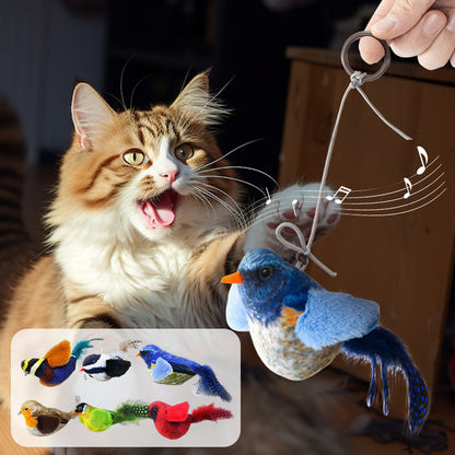 Realistická hračka pro kočky s cvrlikáním ptáků, která stimuluje lovecké instinkty
