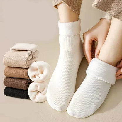 Gefütterte Winter-Sneaker mit Klettverschluss