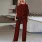 👗✨ Dámská souprava s asymetrickým topem se sifonovým lemem a kalhotami s rozšiřujícími se nohavicemi – 5 barev | M–3XL | Elegantní | Ležérní šik