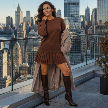 Damen Zweiteiler aus Pullover mit Muschelkante und Plisseerock