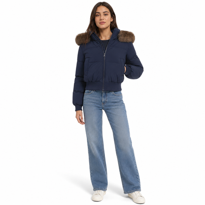 Kurze gepolsterte Winterkapuzenjacke für Damen mit Pelzkragen